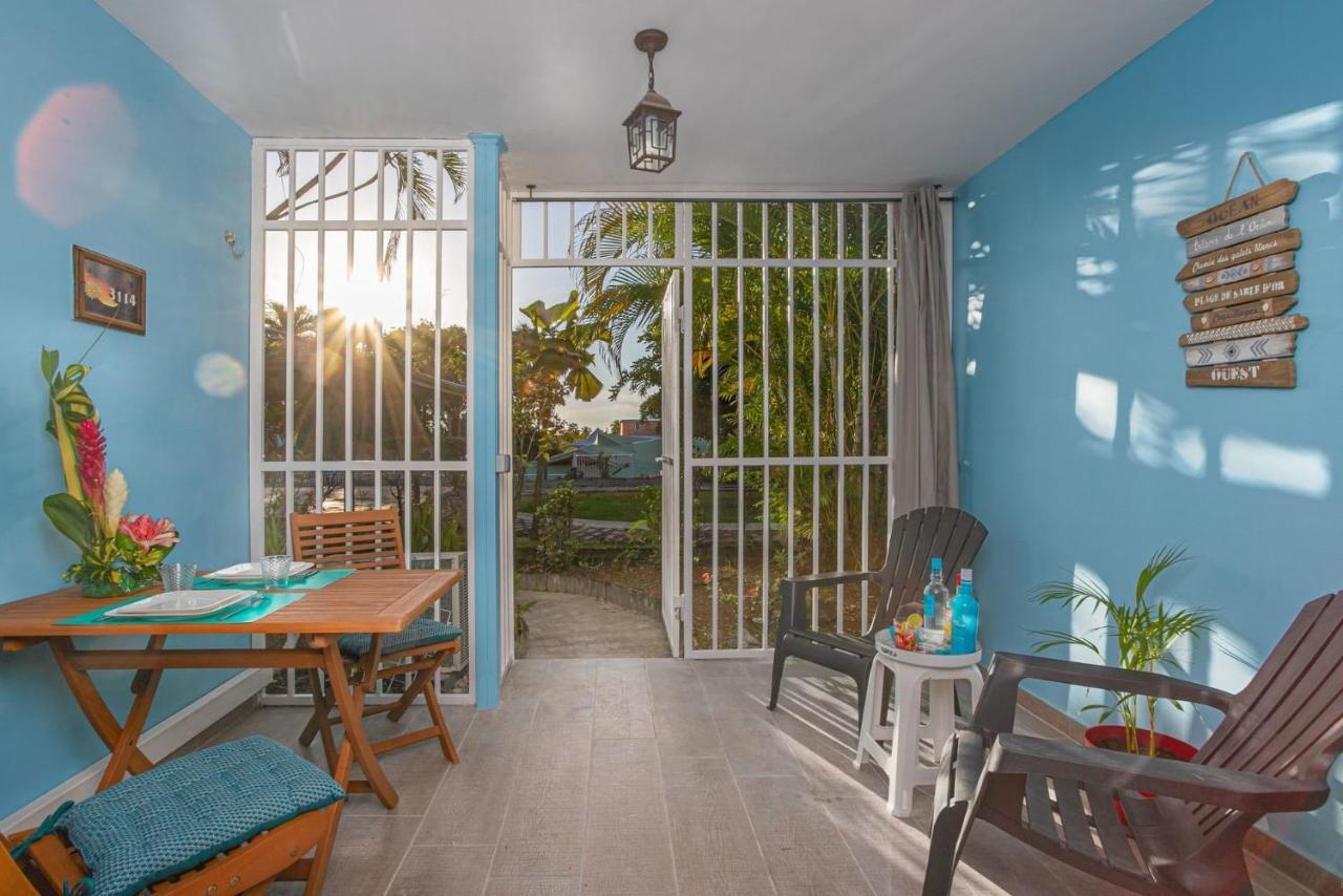 Studio Corail 5 min à pied de la plage - 1BR Studio 5min walk from nice beach Sainte-Anne Exterior foto